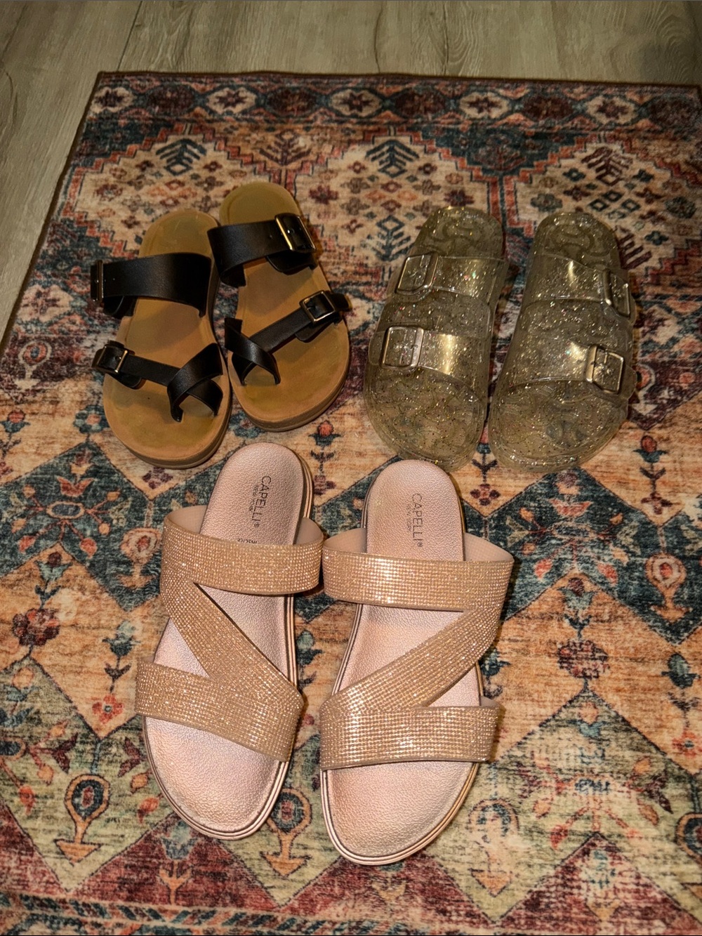 3 pairs size 6 sandals